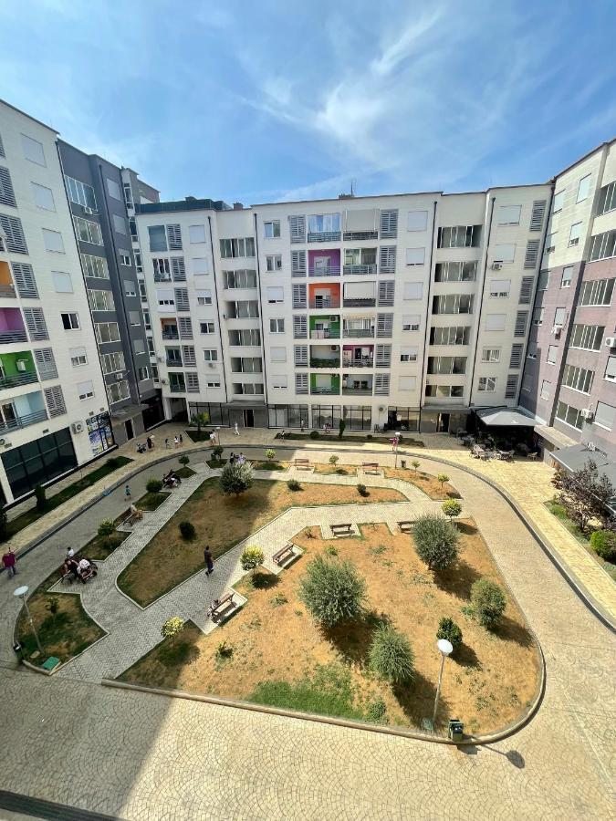 Modern & Cozy Apartment Тирана Экстерьер фото